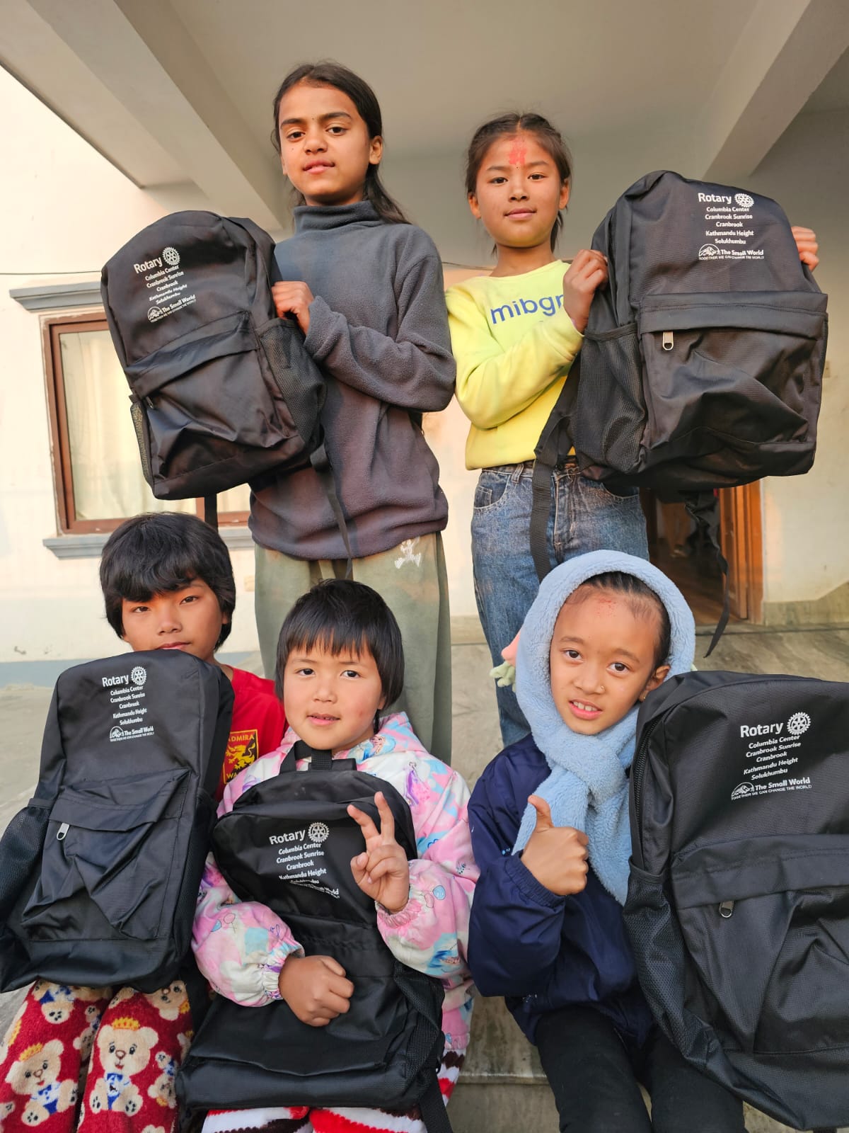Rotary Club of Solukhumbu Empowers Local Students with New School Bags and Fellowship Dinner